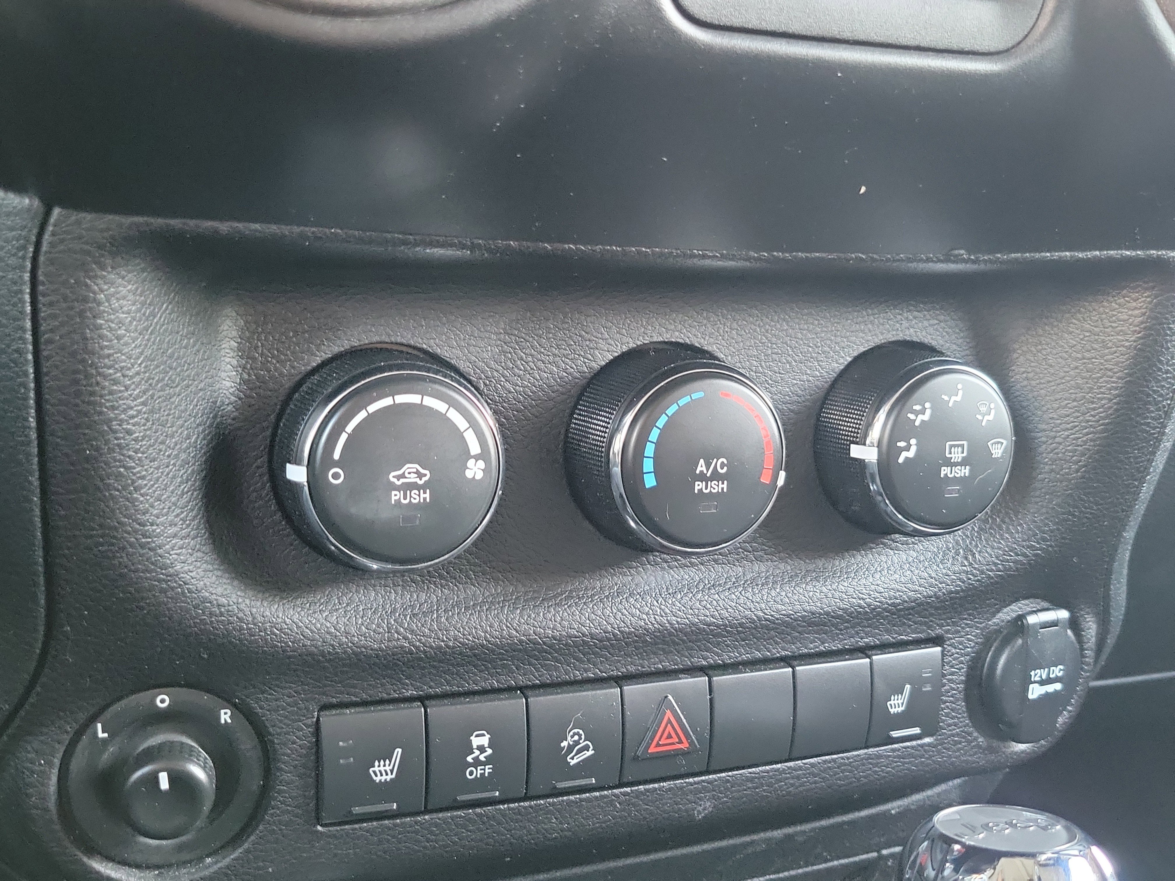 Used 2017 Jeep Wrangler Unlimited Sport w/ Quick Order Package 24S image 28