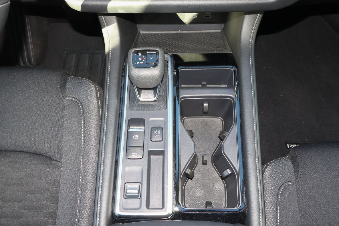 Used 2025 Nissan Pathfinder SV image 20