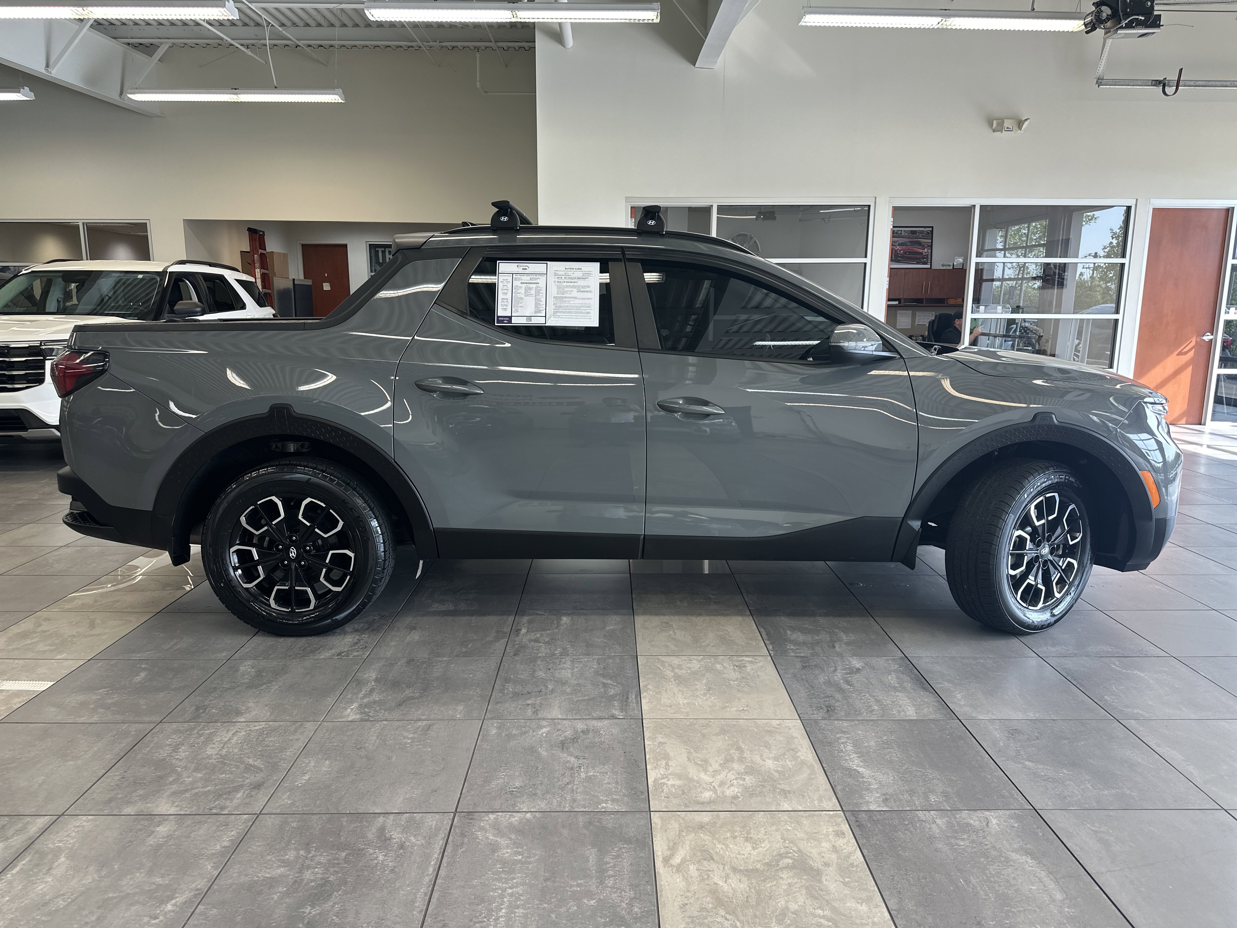 Used 2022 Hyundai Santa Cruz SEL Premium AWD/4WD image 12