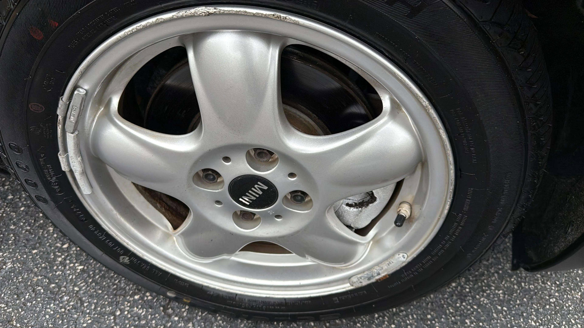 Used 2011 MINI Cooper Hardtop image 44