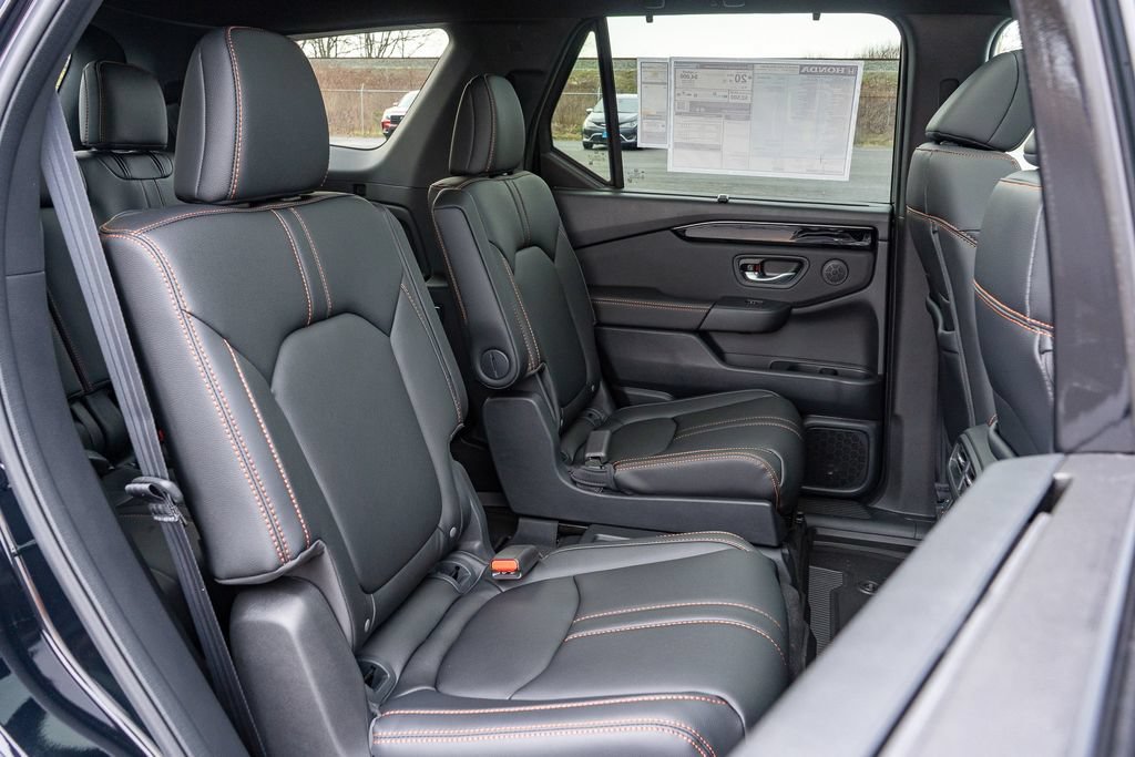 New 2026 Honda Pilot TrailSport image 16