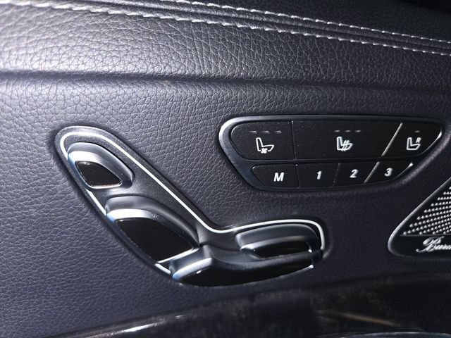 Used 2020 Mercedes-Benz S 560 4MATIC Sedan image 12
