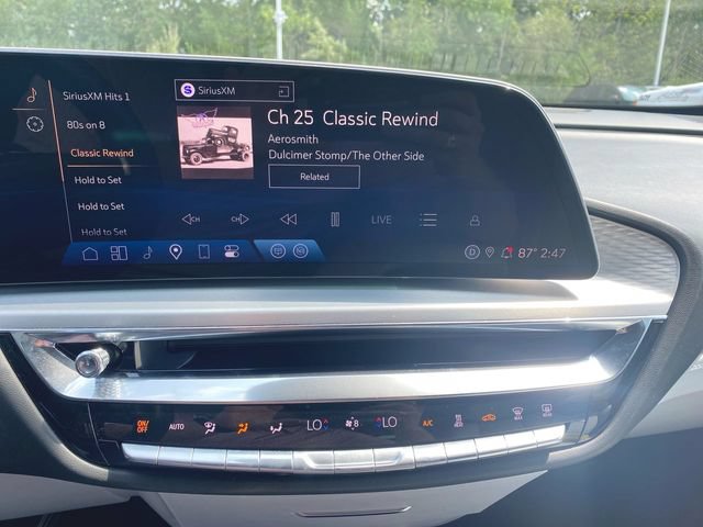 Used 2024 Cadillac Lyriq Luxury RWD image 13
