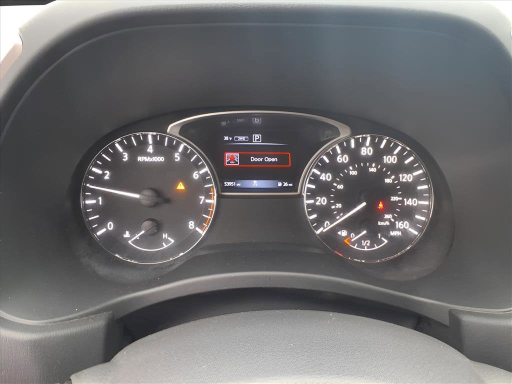 Used 2020 Nissan Pathfinder S image 16