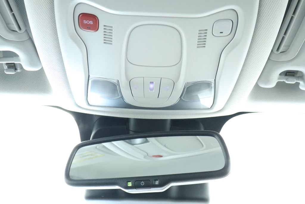 Used 2022 Jeep Renegade Latitude w/ Convenience Group AWD/4WD image 48