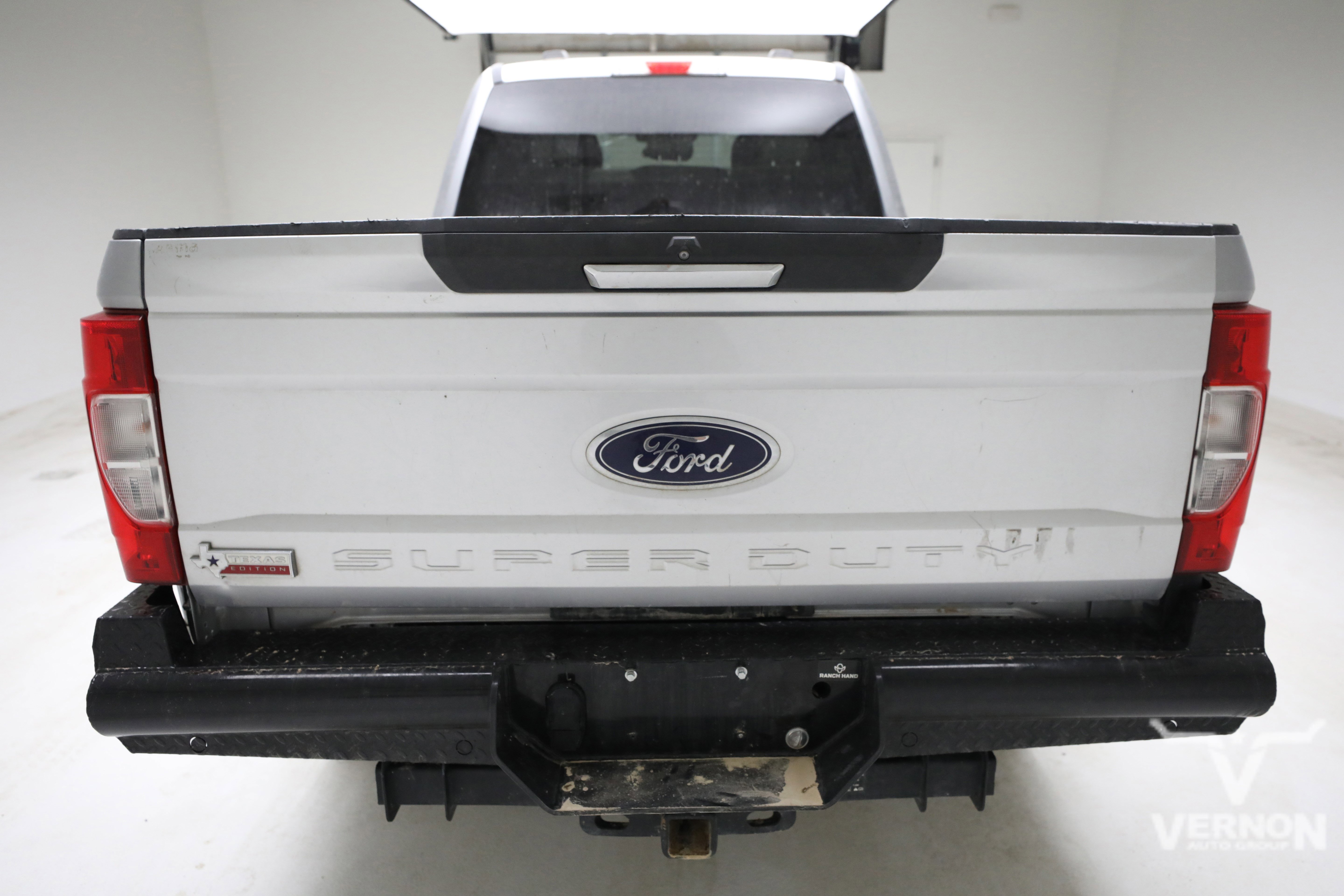 Used 2020 Ford F250 XL w/ STX Appearance Package image 3