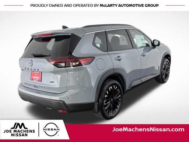 New 2026 Nissan Rogue Dark Armor AWD/4WD image 5