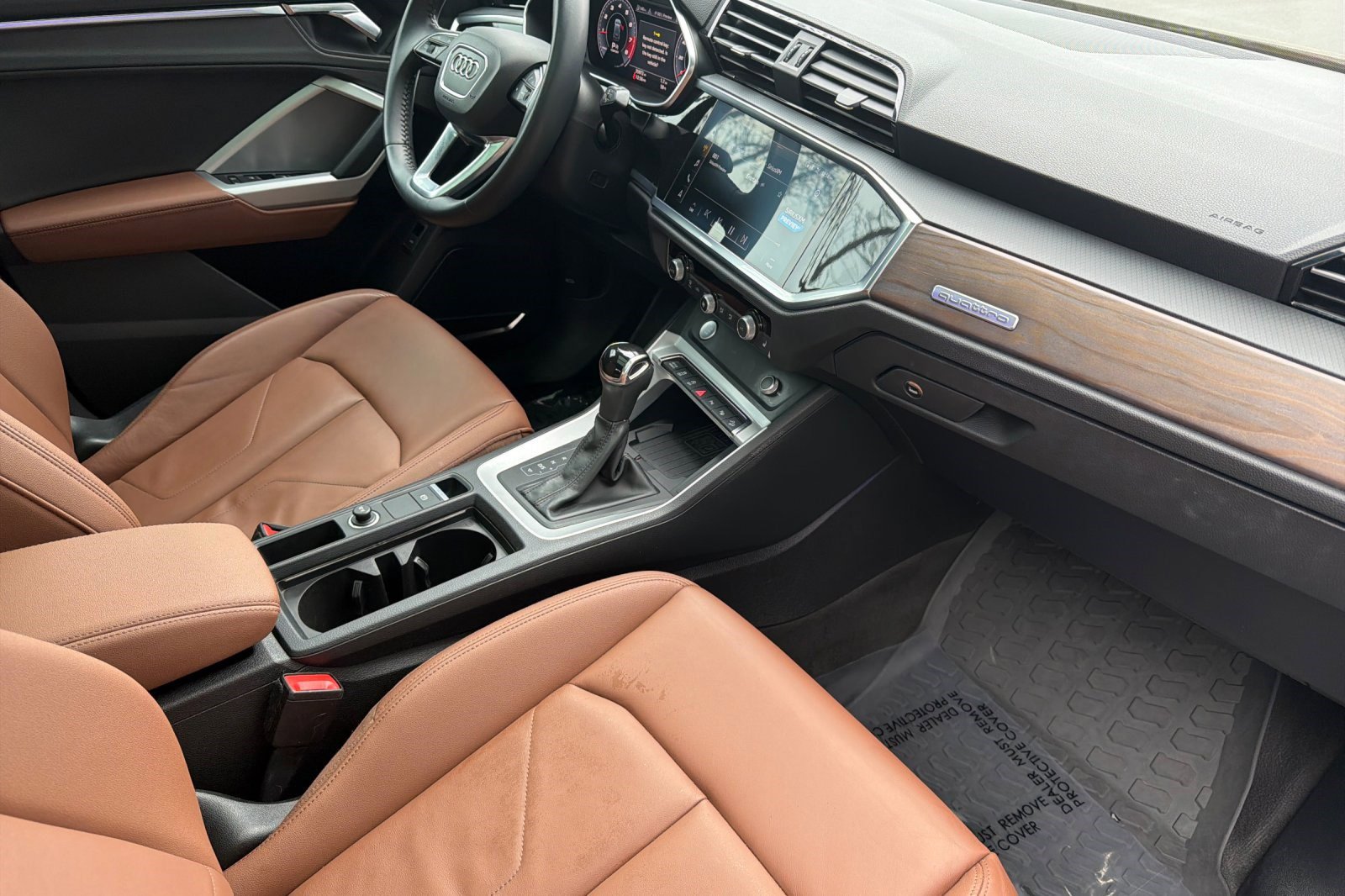 Used 2020 Audi Q3 2.0T Prestige w/ Prestige Package image 20