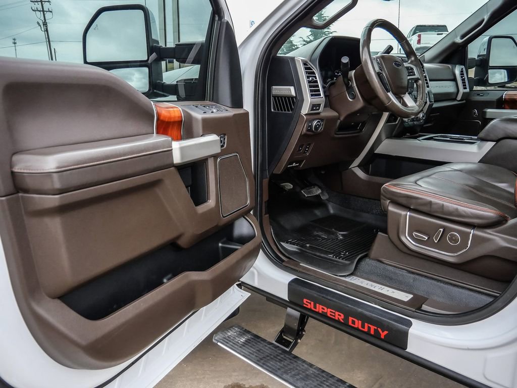 Used 2017 Ford F250 King Ranch w/ King Ranch Ultimate Package image 32