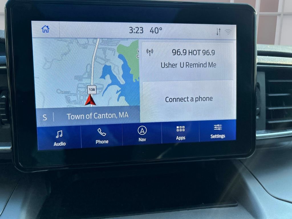 Used 2022 Ford Explorer XLT w/ Equipment Group 202A image 30