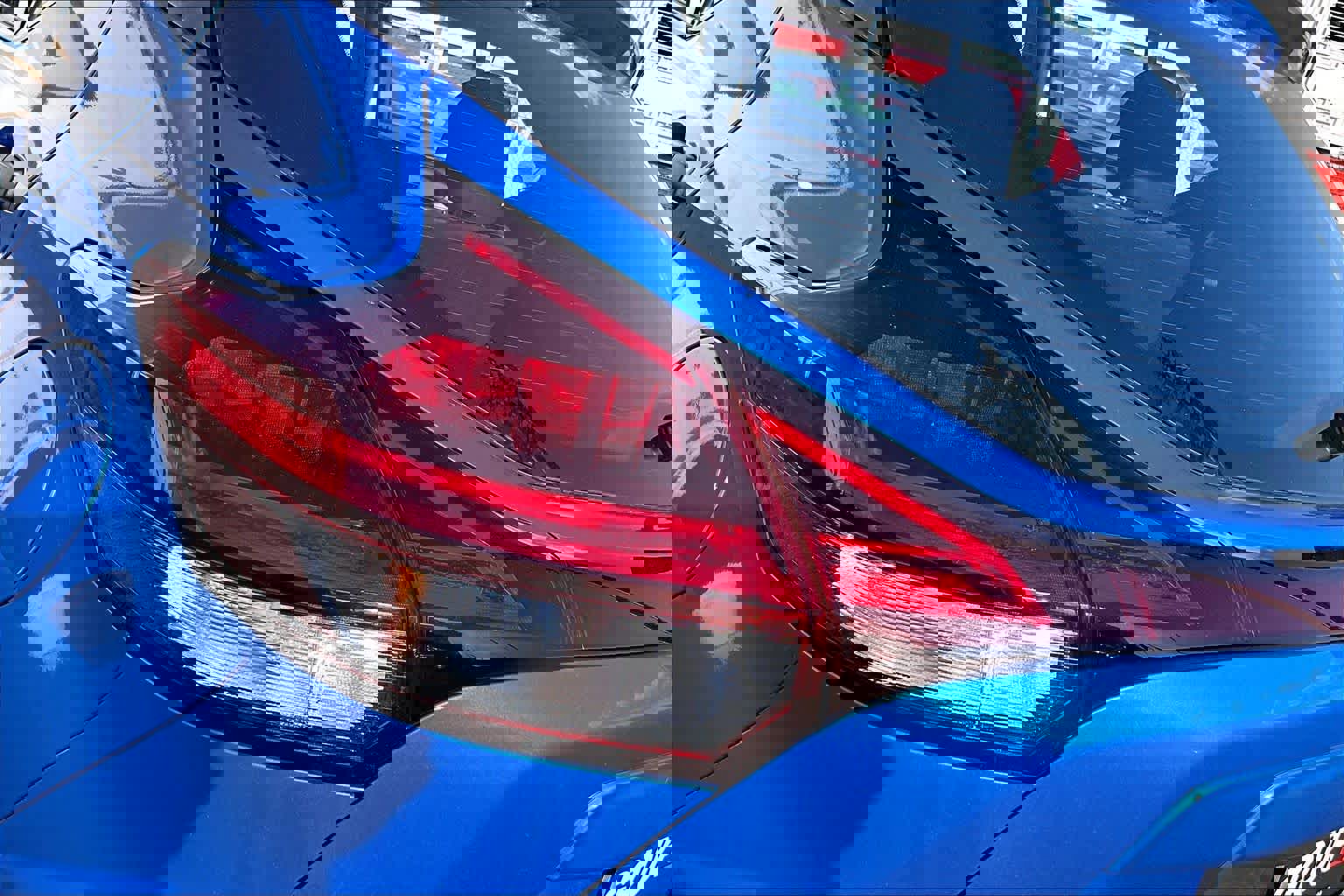 Used 2021 Nissan Kicks S FWD image 28