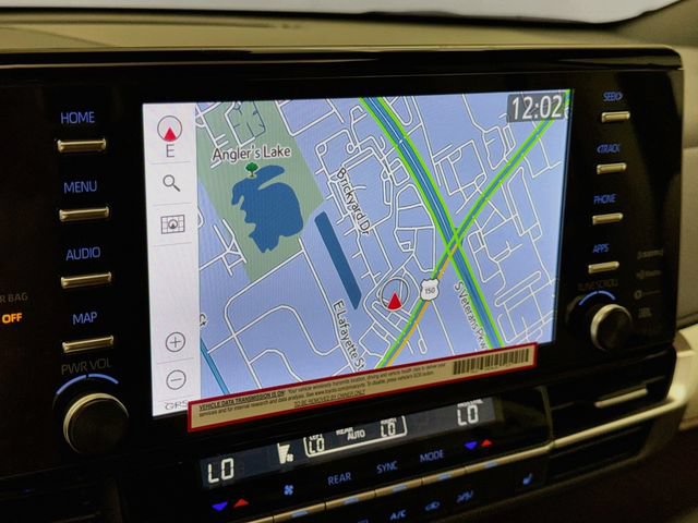 Used 2024 Toyota Sienna XLE w/ XLE Plus Package FWD image 13