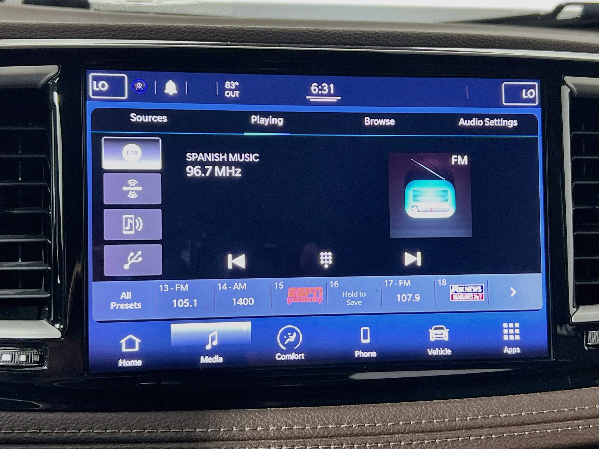 Used 2021 Chrysler Pacifica Touring FWD image 27