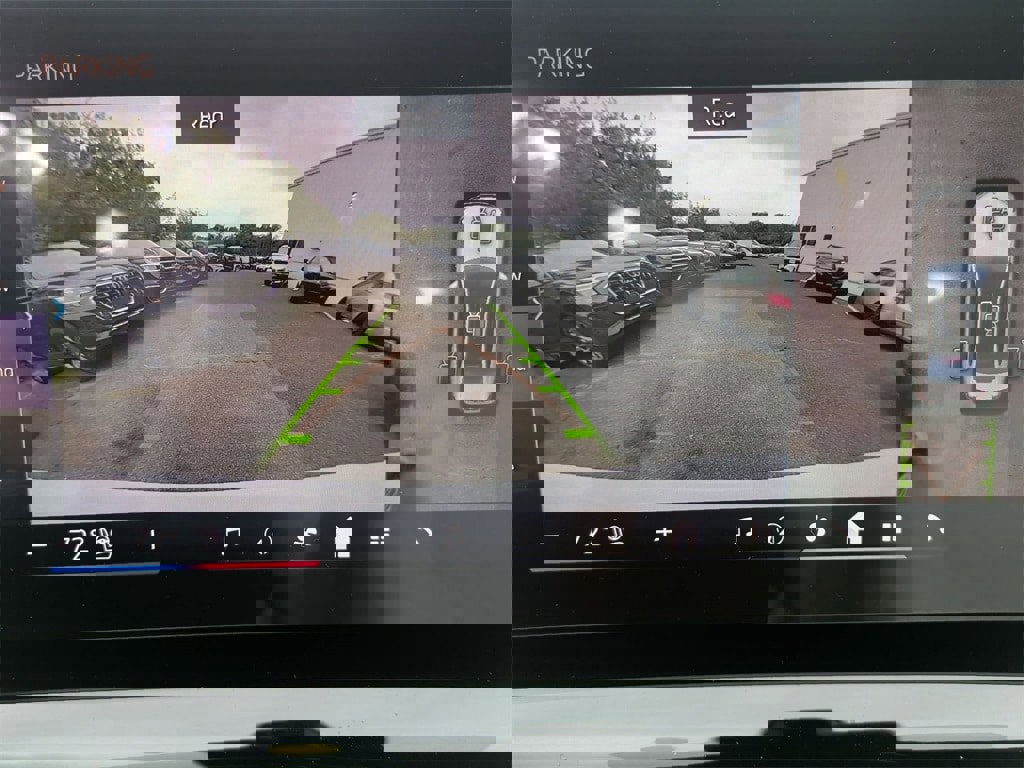 New 2026 BMW 550e xDrive w/ Premium Package image 26