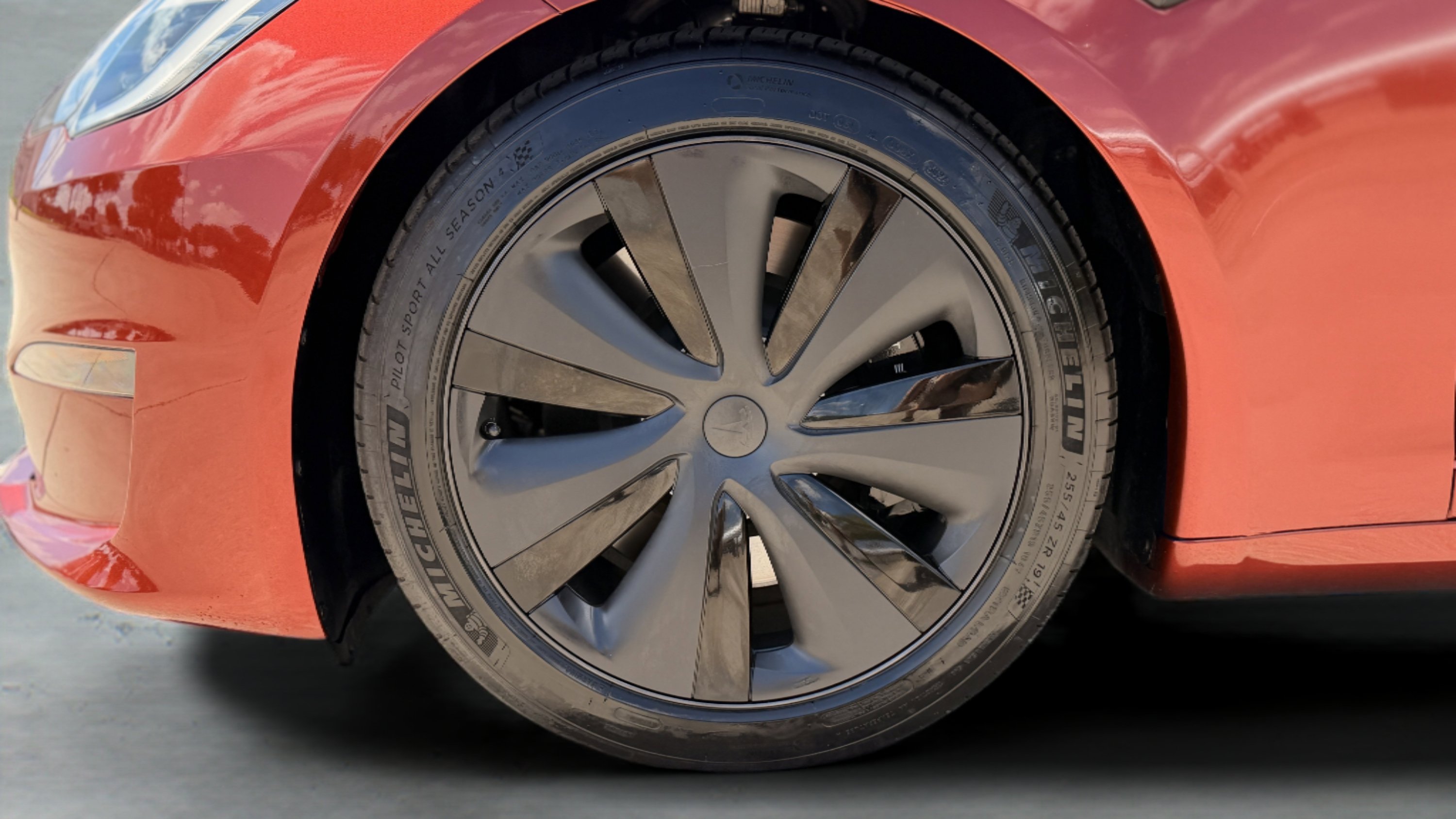 Used 2023 Tesla Model S AWD/4WD image 15