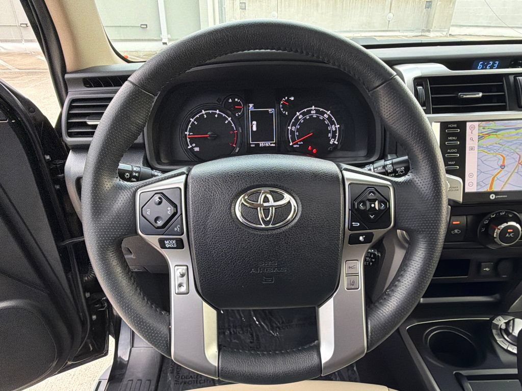 Used 2022 Toyota 4Runner SR5 Premium w/ Moonroof Package AWD/4WD image 26