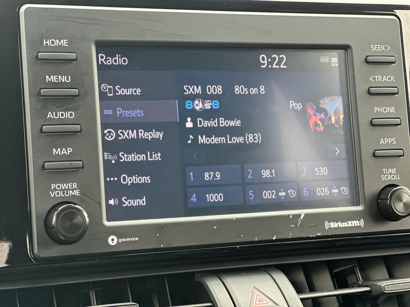 Used 2022 Toyota RAV4 LE image 18