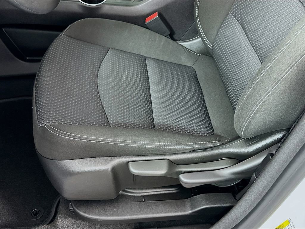 Used 2024 GMC Terrain SLE FWD image 19