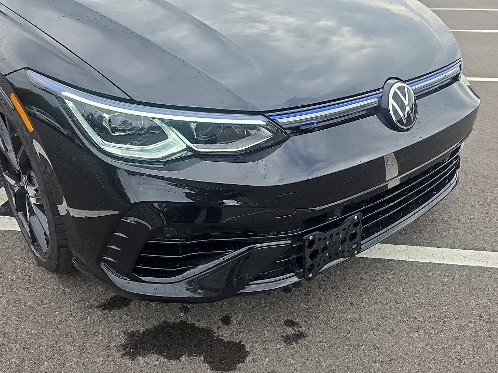Used 2023 Volkswagen Golf 20th Anniversary Edition AWD/4WD image 3