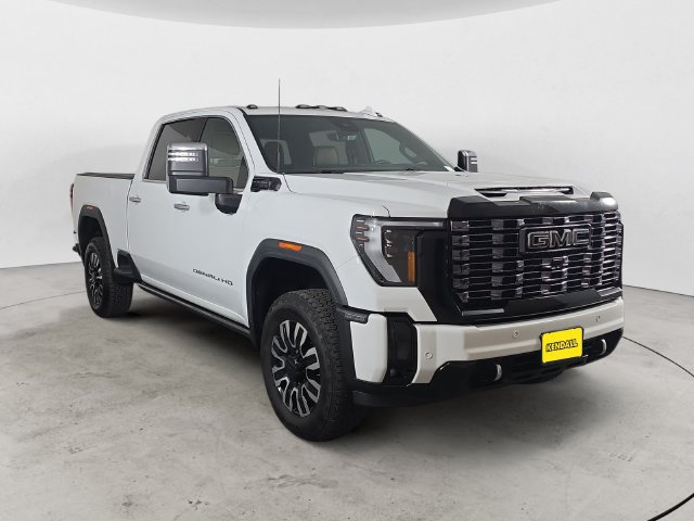 Certified 2025 GMC Sierra 2500 Denali Ultimate w/ Max Trailering Package AWD/4WD image 3