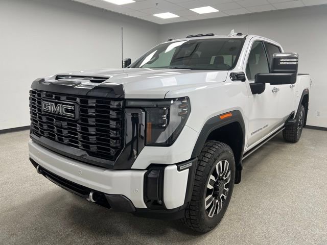 Used 2024 GMC Sierra 3500 Denali Ultimate image 4