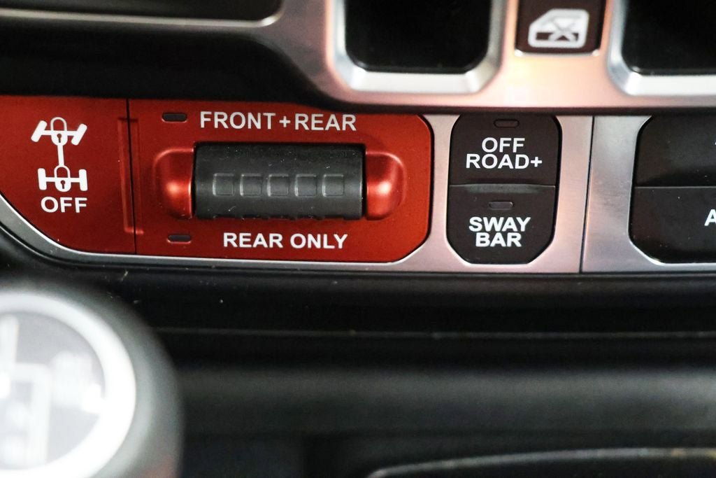 Used 2024 Jeep Wrangler Unlimited Rubicon AWD/4WD image 29