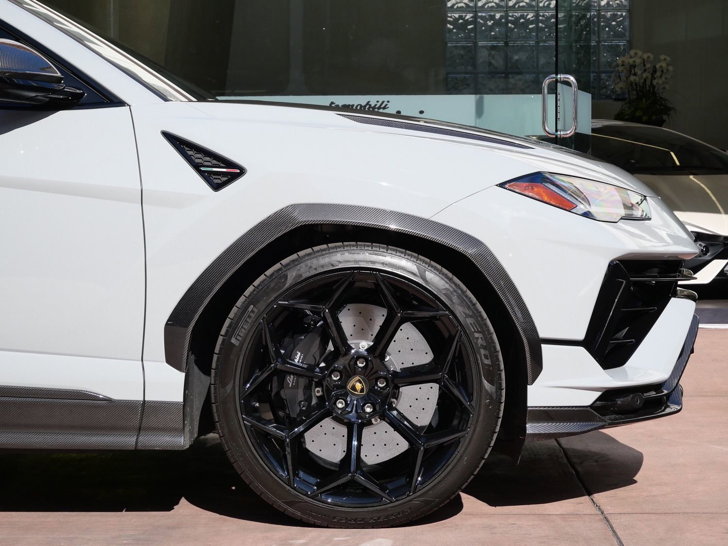 Used 2024 Lamborghini Urus Performante image 9