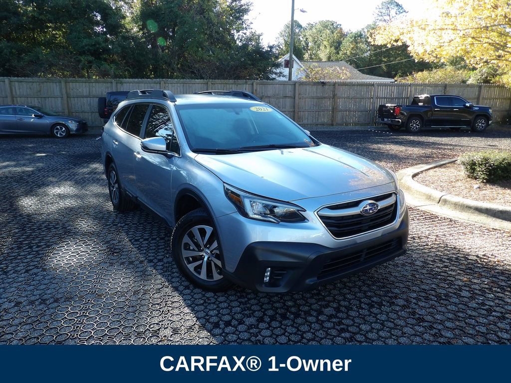 Used 2021 Subaru Outback Premium image 3