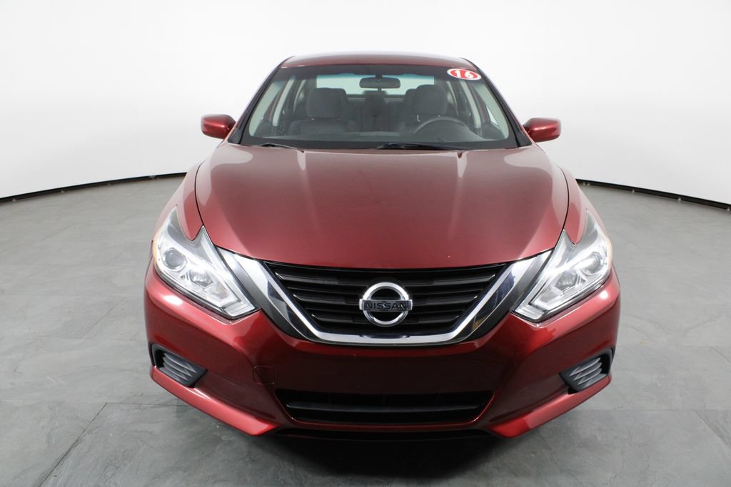 Used 2016 Nissan Altima 2.5 S w/ Power Driver Seat Package FWD image 12