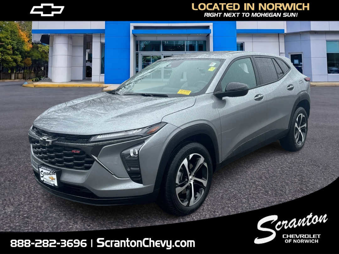 Certified 2024 Chevrolet Trax RS w/ Driver Confidence Package image 1