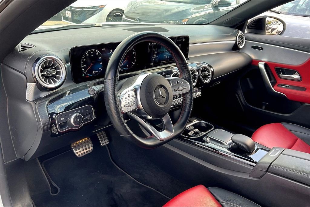 Used 2022 Mercedes-Benz CLA 250 image 13