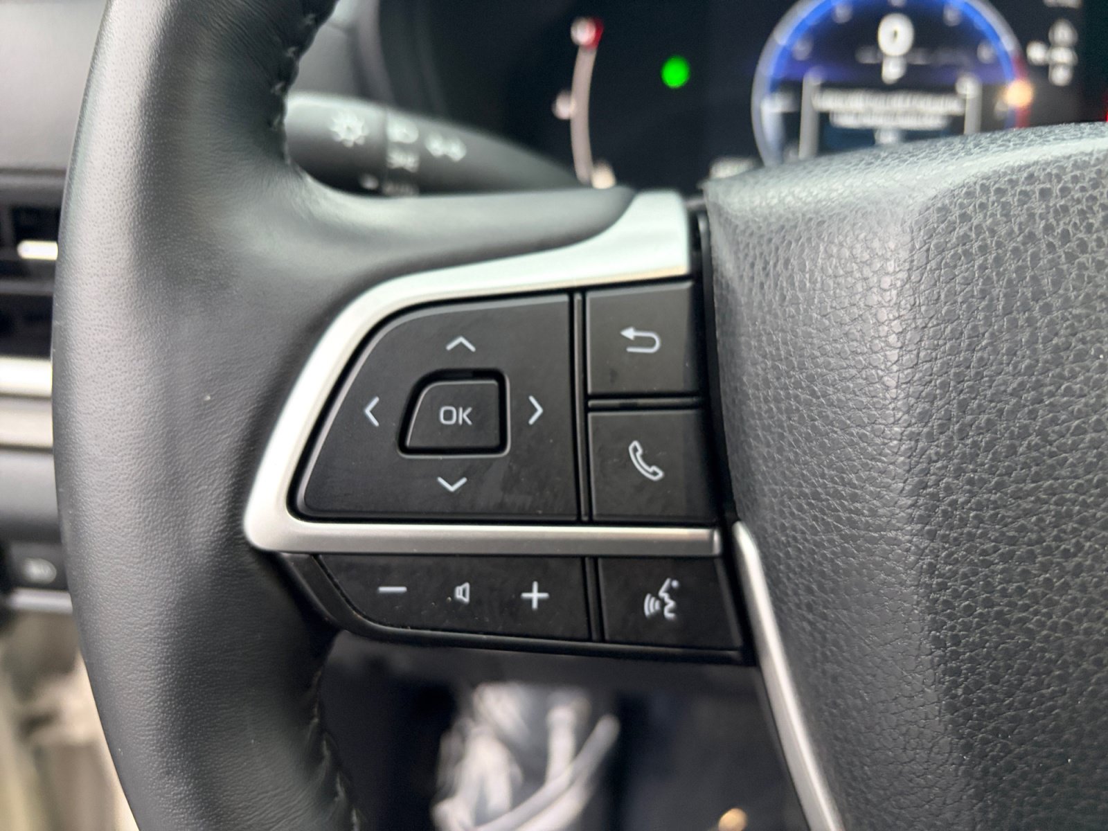 Used 2024 Toyota Grand Highlander FWD image 14