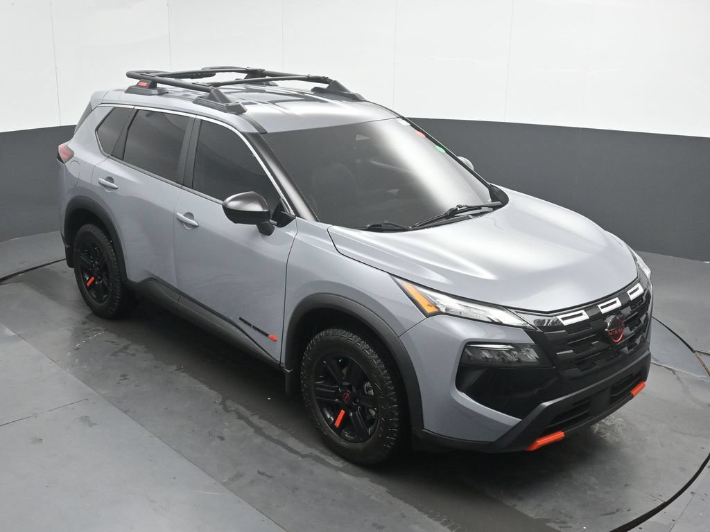 Used 2025 Nissan Rogue SV AWD/4WD image 33