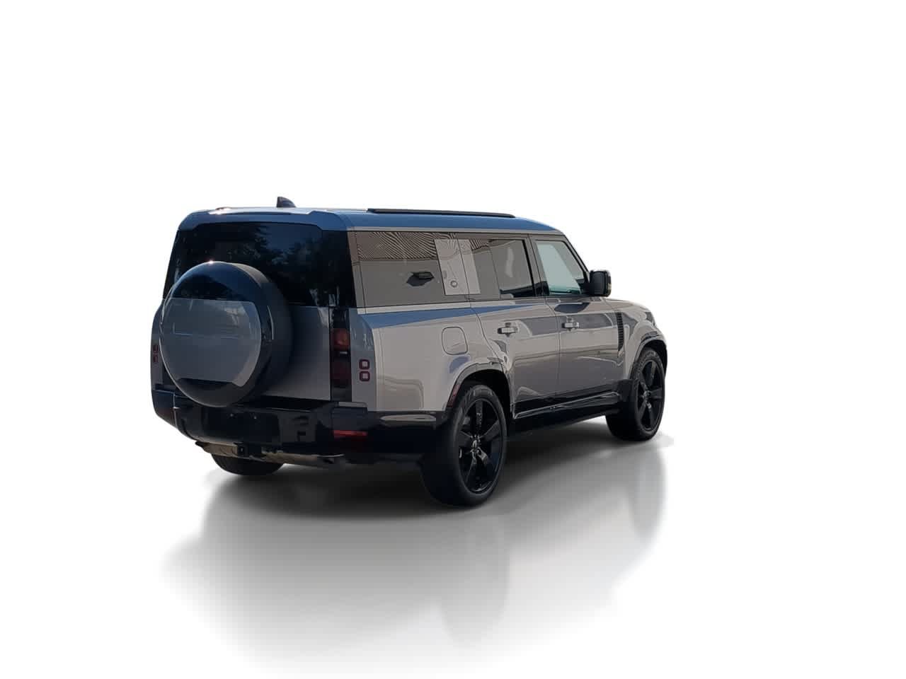 Certified 2024 Land Rover Defender 130 X-Dynamic SE AWD/4WD image 8