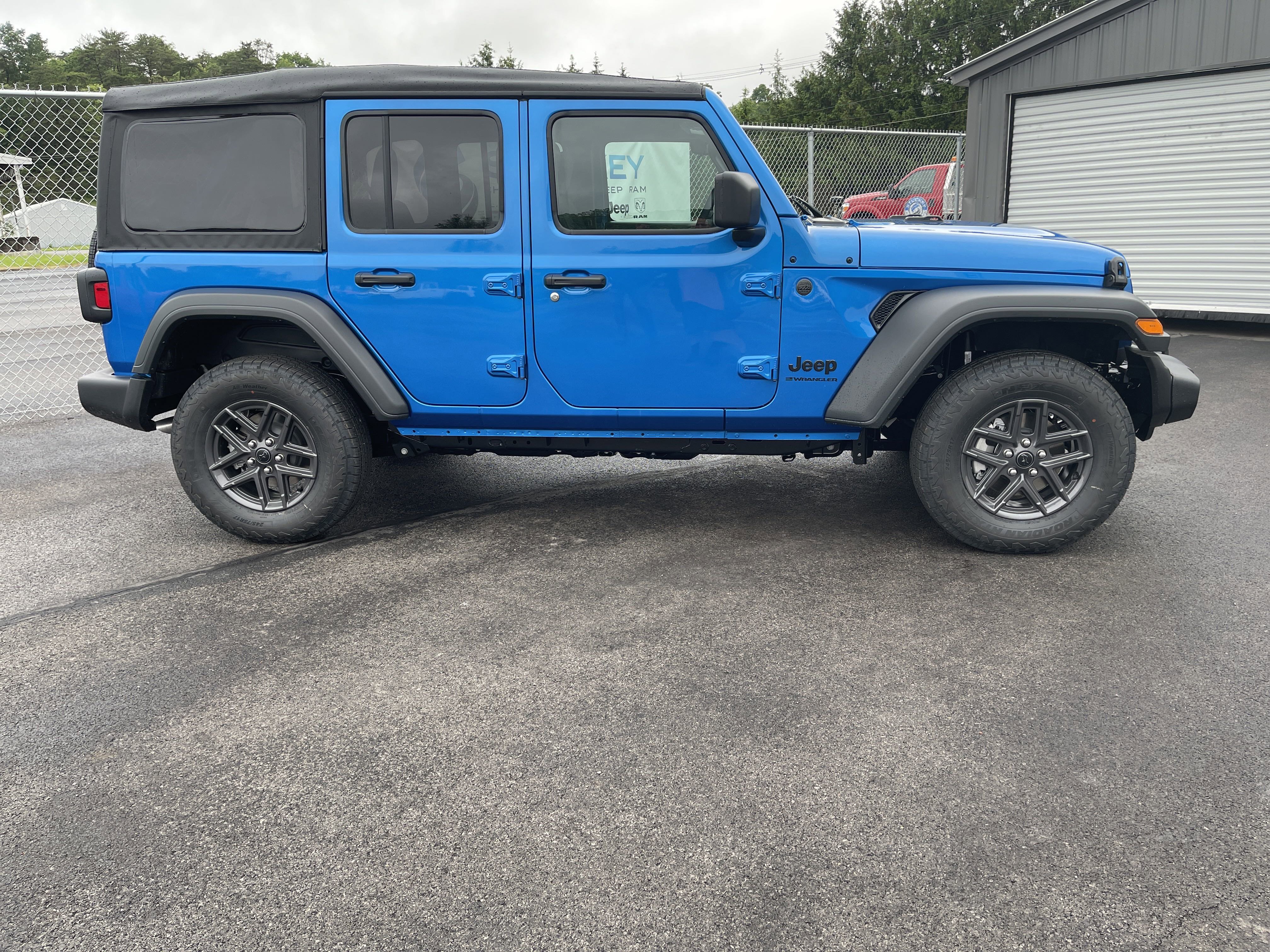 New 2025 Jeep Wrangler Sport S image 5