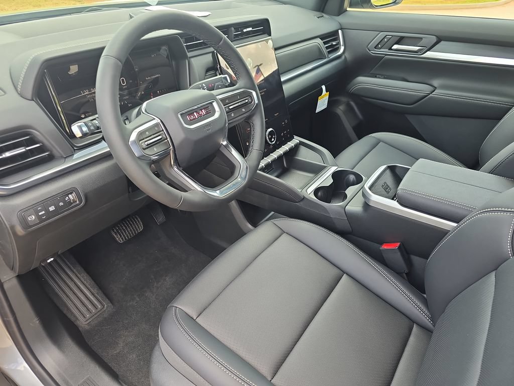 New 2027 GMC Terrain Elevation w/ Elevation Premium Package FWD image 16