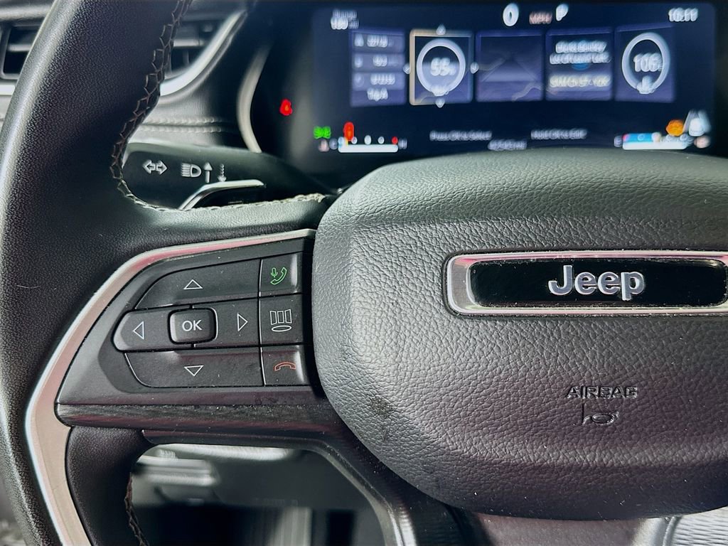 Used 2024 Jeep Grand Cherokee L Laredo image 23