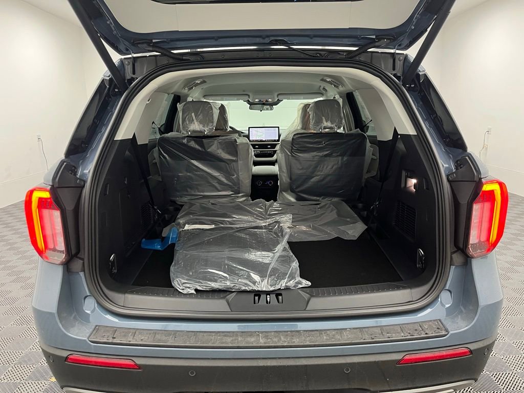 New 2026 Ford Explorer Active w/ Active Comfort Package image 10