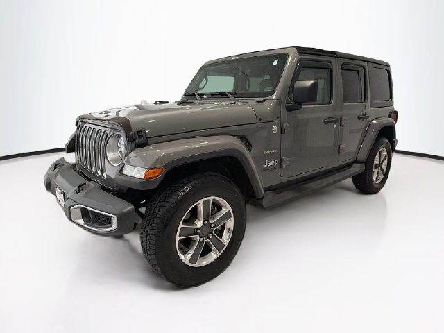 Used 2018 Jeep Wrangler Unlimited Sahara AWD/4WD image 3