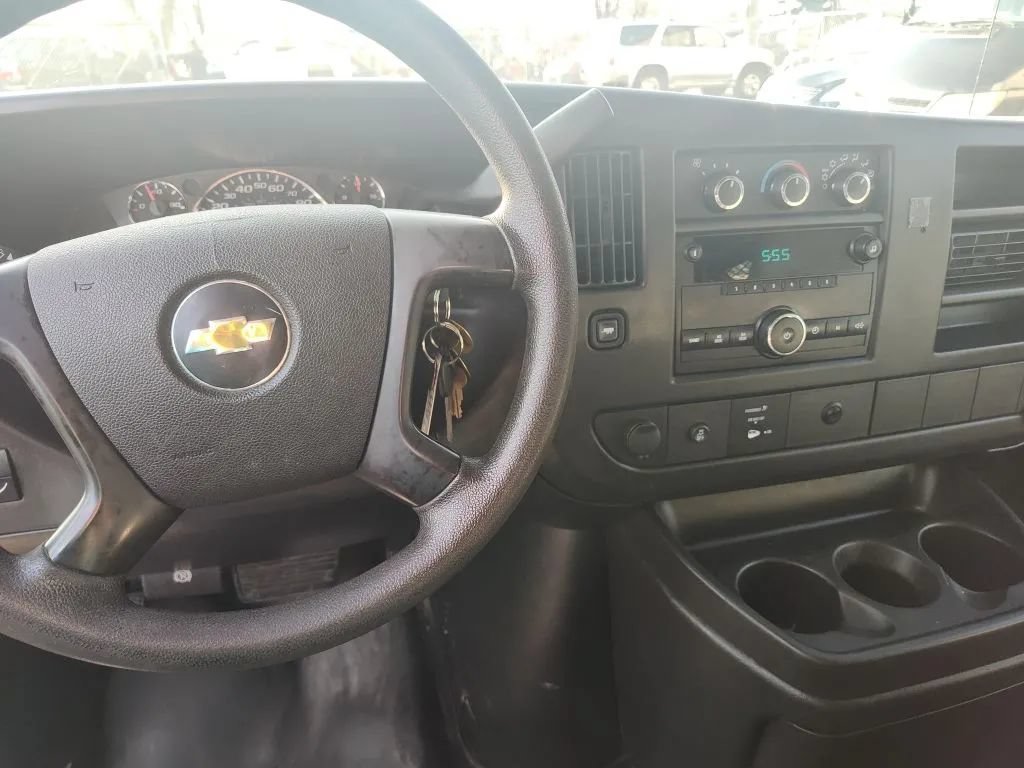 Used 2012 Chevrolet Express 2500 RWD image 12