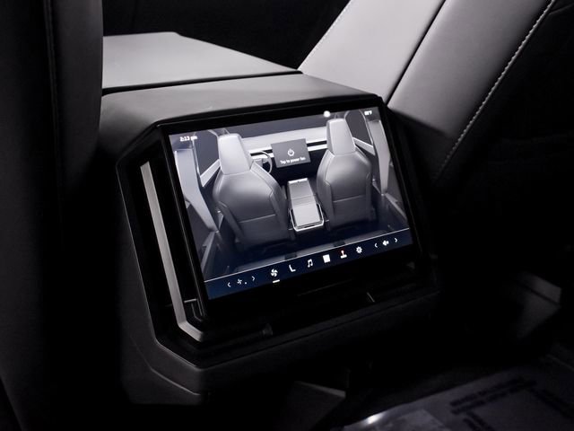 Used 2024 Tesla Cybertruck AWD Crew Cab image 27