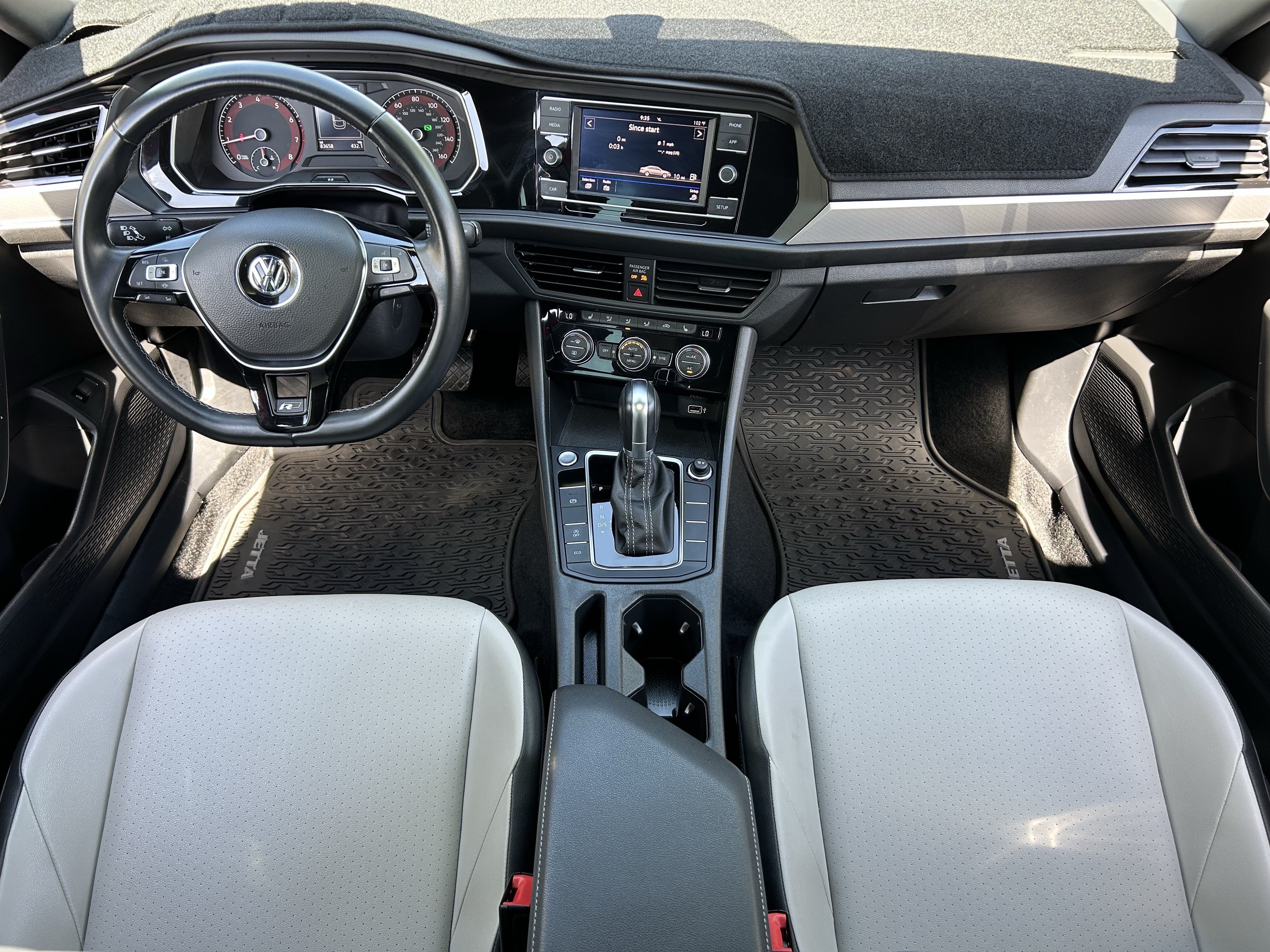 Used 2019 Volkswagen Jetta R-Line FWD image 13