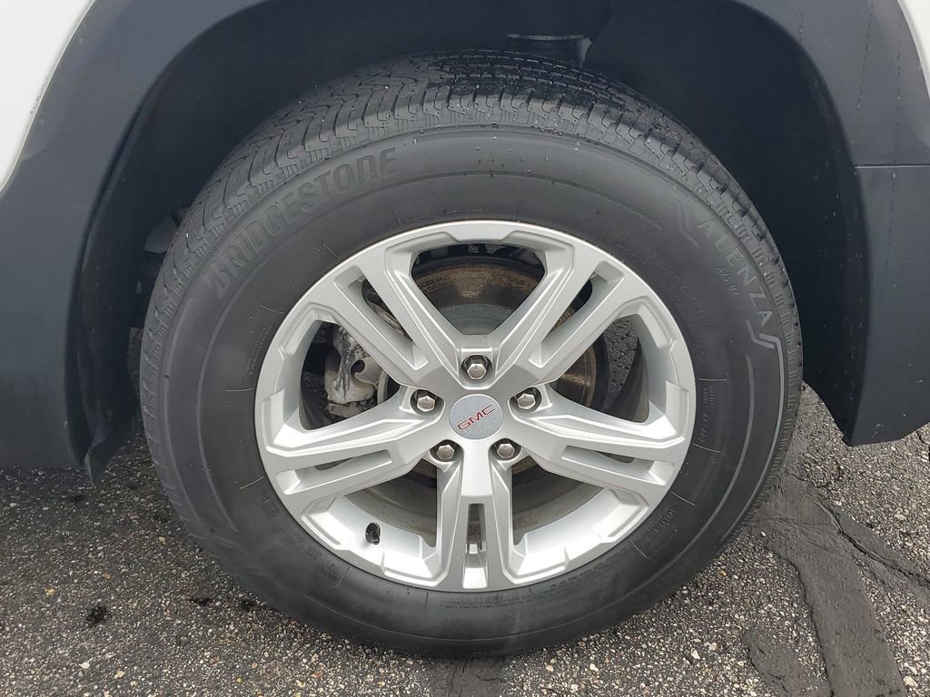 Used 2022 GMC Terrain SLE w/ Driver Convenience Package image 5