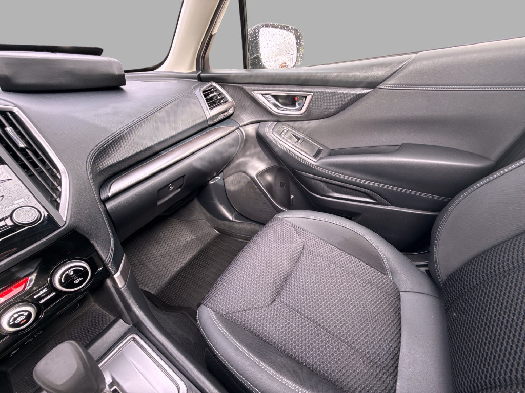 Used 2023 Subaru Forester Premium AWD/4WD image 26