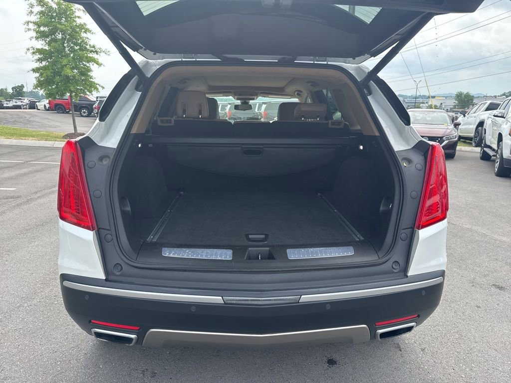 Used 2018 Cadillac XT5 Platinum w/ Driver Assist Package AWD/4WD image 27