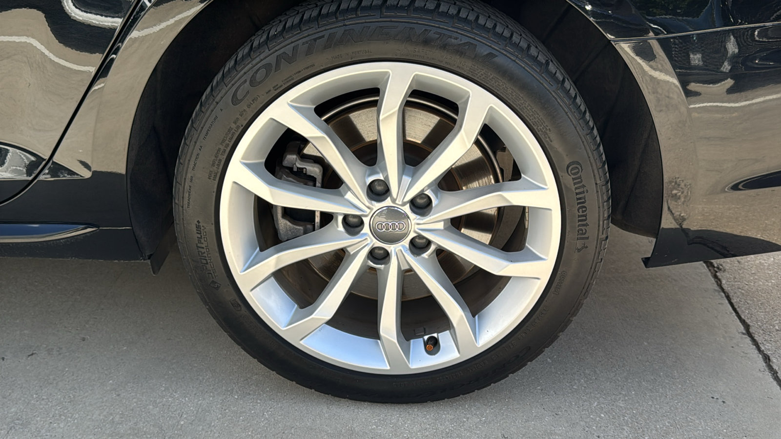 Used 2019 Audi A4 2.0T Premium w/ Convenience Package AWD/4WD image 19