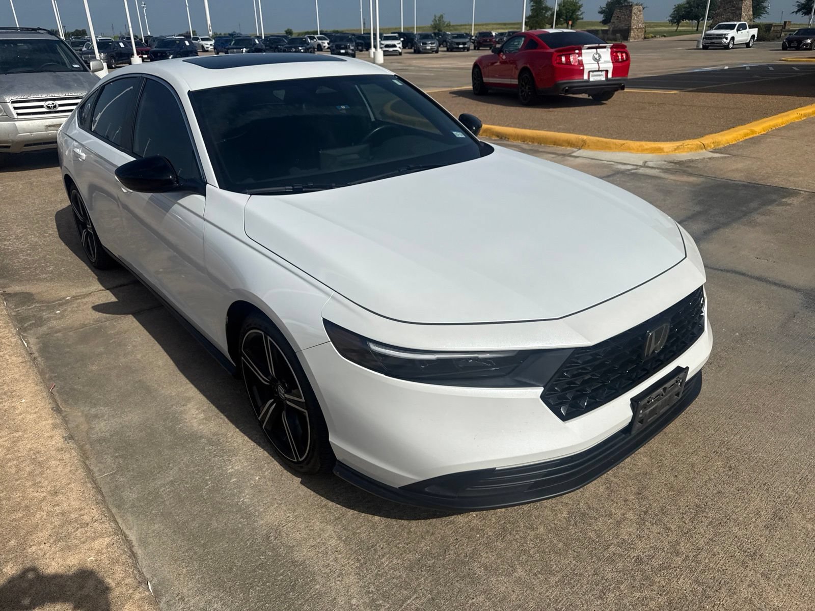 Used 2024 Honda Accord Sport image 7