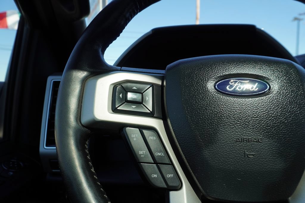 Used 2018 Ford F150 Lariat w/ Equipment Group 502A Luxury AWD/4WD image 20