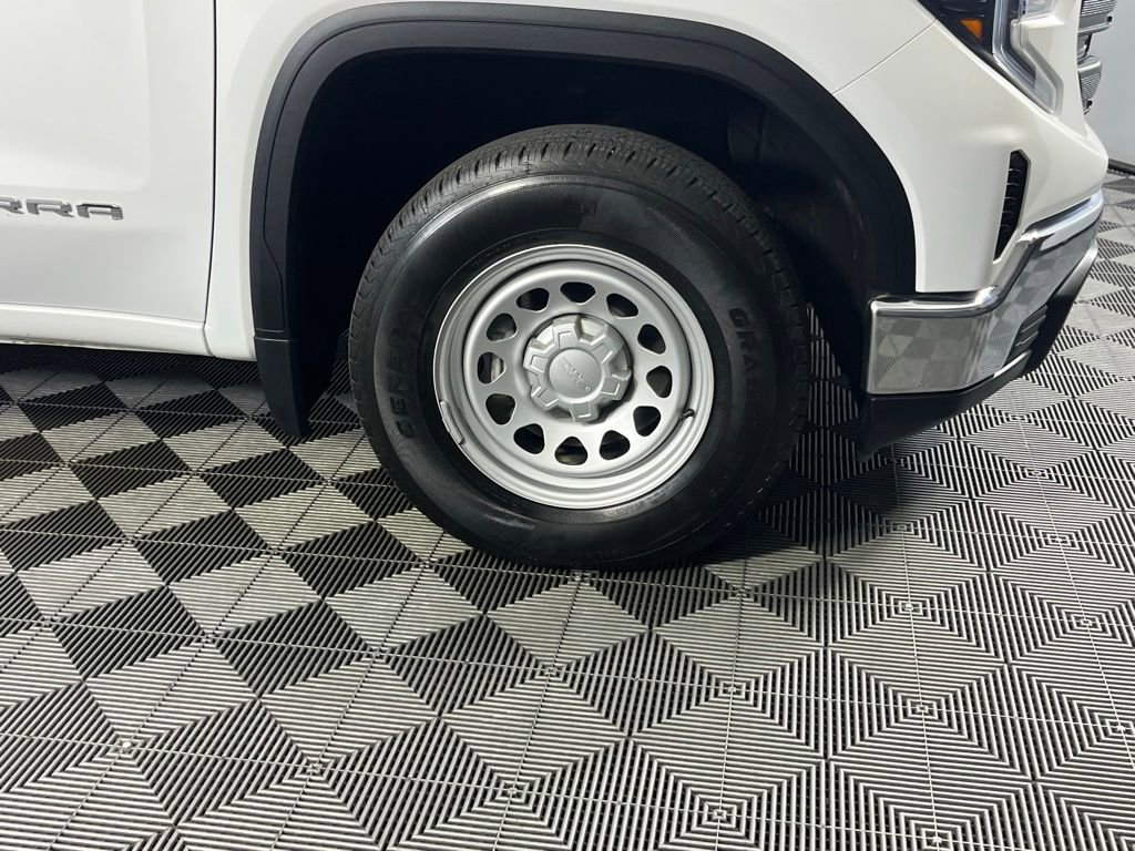 Used 2024 GMC Sierra 1500 Pro w/ Trailering Package image 11