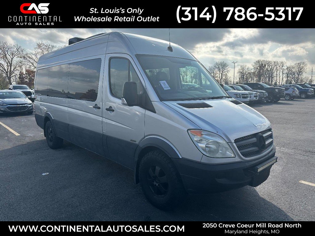 Used 2011 Mercedes-Benz Sprinter 2500 image 1